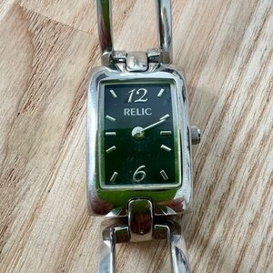 Relic ladies black rectangular silver tone bracelet watch NEW BATTERY